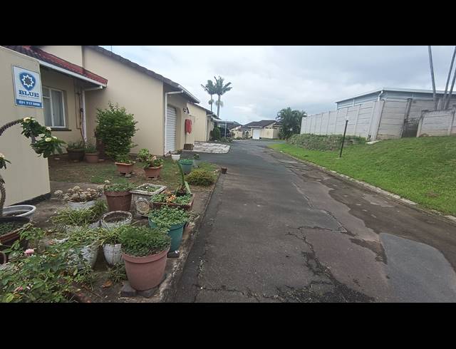 2 BEDROOM DUPLEX FOR SALE IN ESCOMBE
